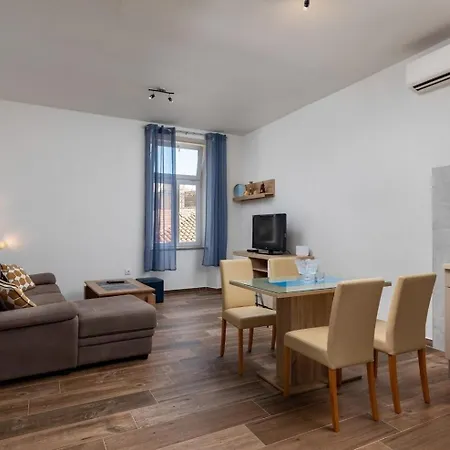 Fuer 4 Personen Ca 60 Qm In Pula, Istrien Istrische Riviera *